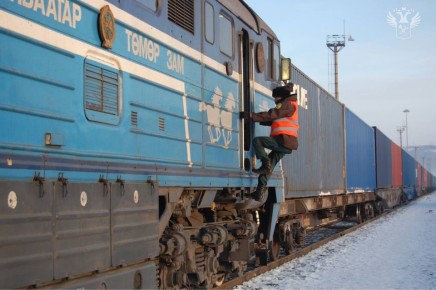 7,4 млн тонн достиг грузооборот в ЖДПП Наушки в Республике Бурятия за 10 месяцев 2025 года