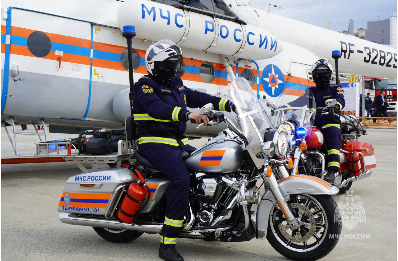 #РовесникиМЧС. В преддверии 35-летия МЧС России рассказываем о ровесниках ведомства