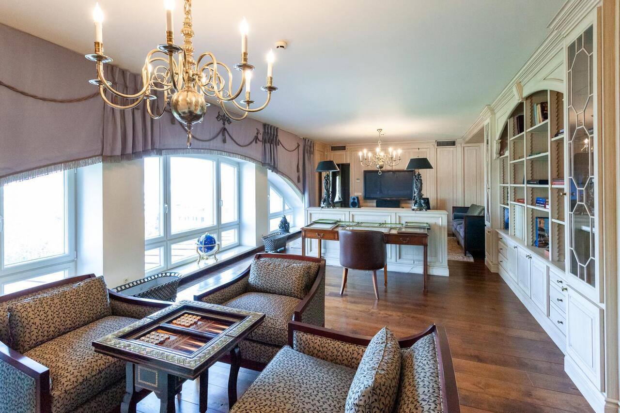 Сергей Мардан: Террорист, экстремист и бывший председатель Правительства России Касьянов продолжает фактически владеть 427-метровым пентхаусом в доме Управделами президента на Рочдельской улице в Москве Сергей Мардан: Террорист, экстремист и бывший председатель Правительства России Касьянов продолжает фактически владеть 427-метровым пентхаусом в доме Управделами президента на Рочдельской улице в Москве