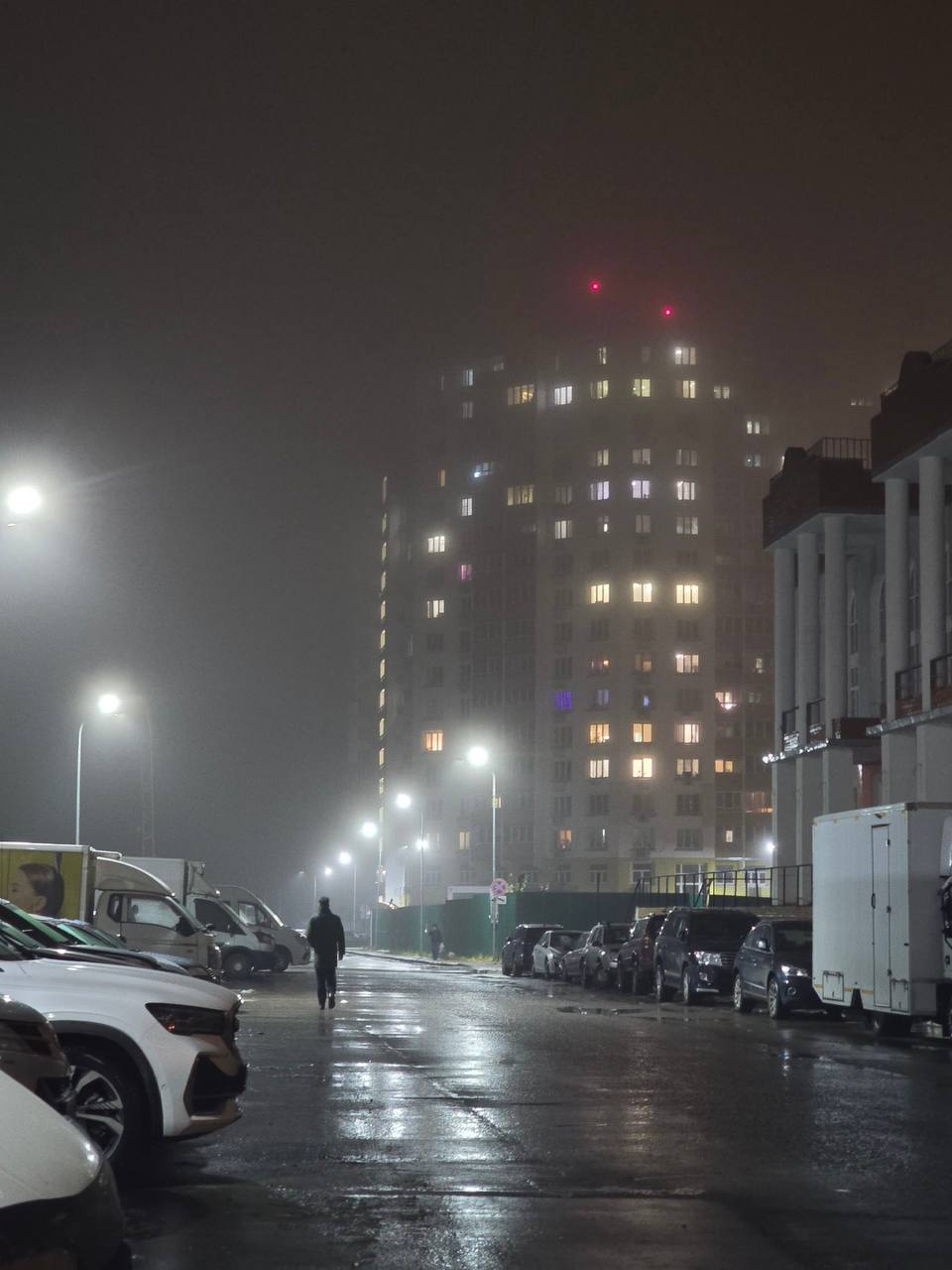 АТМОСФЕРА: Подмосковье накрыл плотный туман — видимость составляет 200–700метров АТМОСФЕРА: Подмосковье накрыл плотный туман — видимость составляет 200–700метров