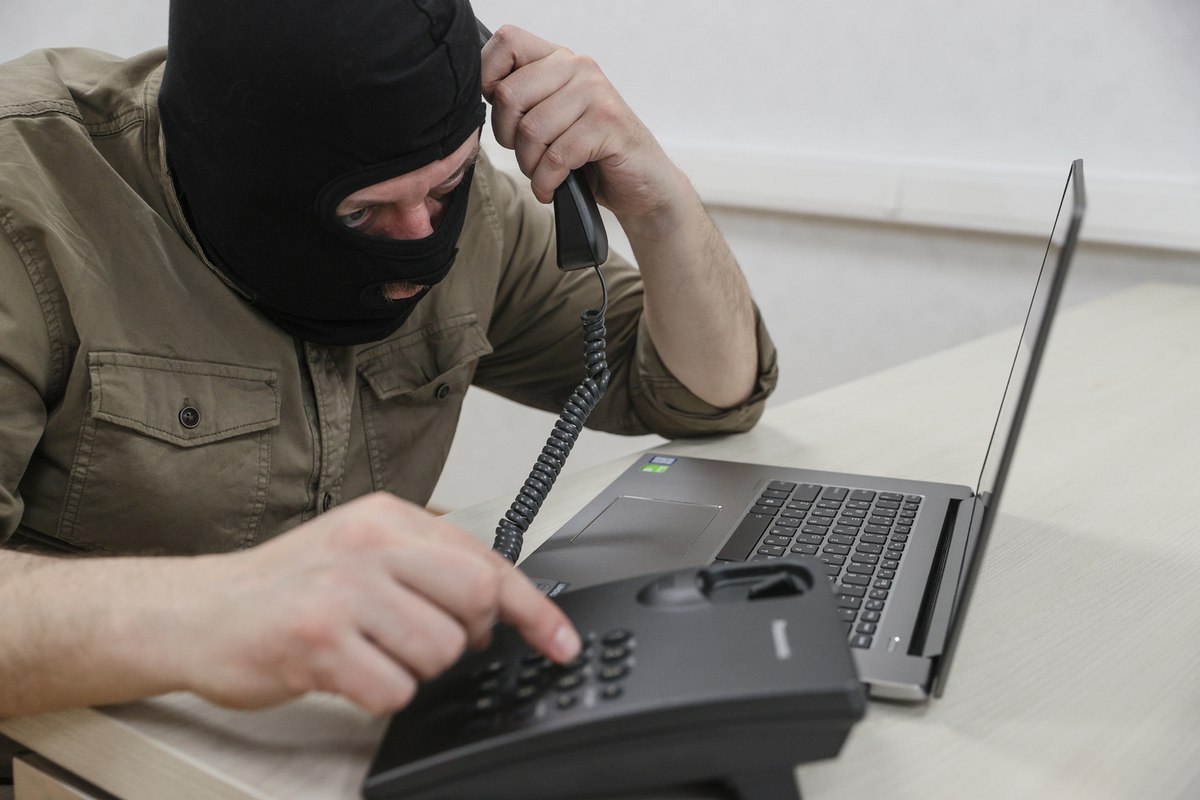 Руководитель пресс-службы столичного СК Юлия Иванова рассказала в интервью «Московскому комсомольцу» о деталях расследования уголовного дела, а также обратила внимание граждан, что фигурант проверяется на причастность к...