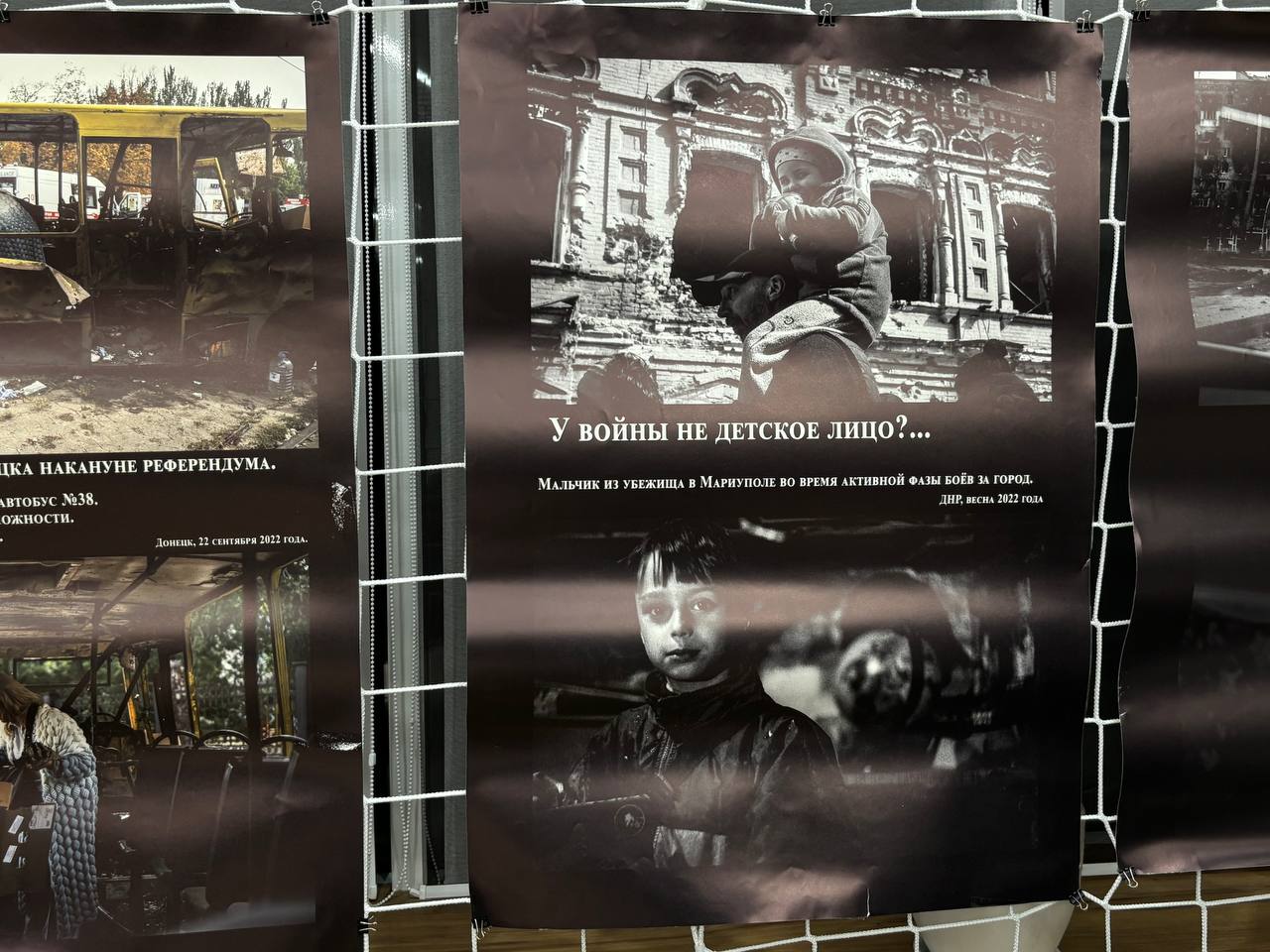 Черно-белая фотография, или девочка с буханкой хлеба Черно-белая фотография, или девочка с буханкой хлеба