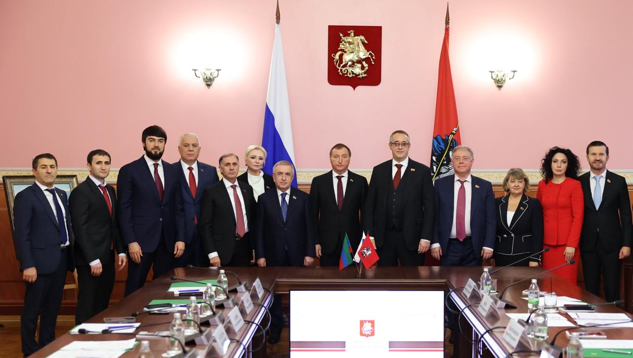 Алексей Шапошников: Продолжаем укреплять сотрудничество с регионами! Сегодня подписали соглашение о взаимодействии между Народным собранием Республики Дагестан и Московской городской Думой Алексей Шапошников: Продолжаем укреплять сотрудничество с регионами! Сегодня подписали соглашение о взаимодействии между Народным собранием Республики Дагестан и Московской городской Думой