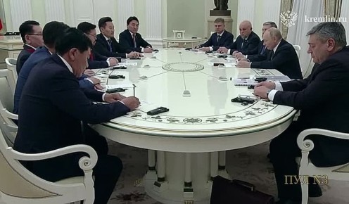 Путин - встретился в Кремле с премьер Монголии Гомбожавын Занданшатаром, встреча проходила на русском языке: