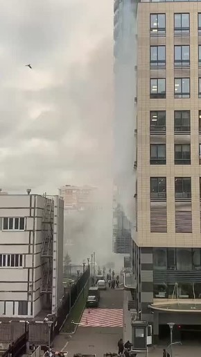 Более 400 человека эвакуировали из гостиницы Radisson в центре Москвы