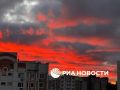 Вот такой оранжевый рассвет окутал Москву сегодня утром
