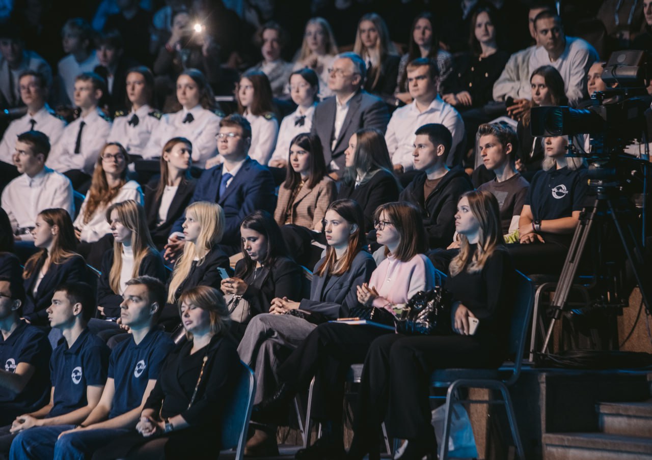 Глава Минтранса Андрей Никитин рассказал студентам о будущем транспортной отрасли Глава Минтранса Андрей Никитин рассказал студентам о будущем транспортной отрасли