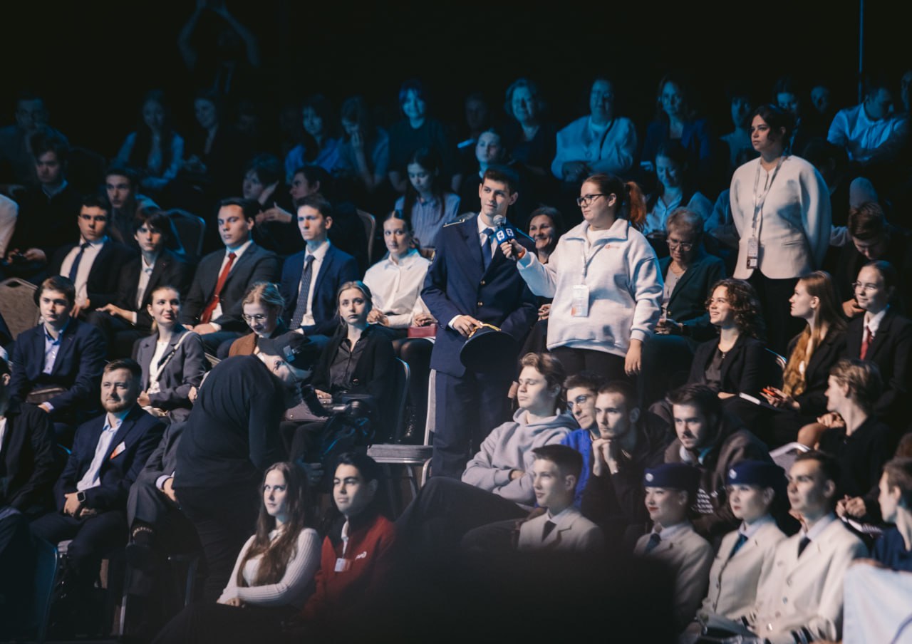 Глава Минтранса Андрей Никитин рассказал студентам о будущем транспортной отрасли Глава Минтранса Андрей Никитин рассказал студентам о будущем транспортной отрасли