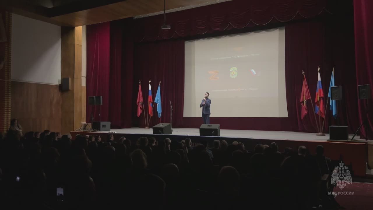 «Тем немногим, которые спасают многих»: в столичном Главке МЧС России прошло патриотическое мероприятие