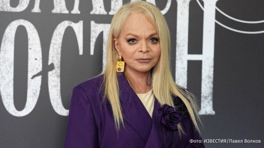 Балашихинский городской суд Московской области 28 ноября огласит приговор мошенникам, из-за которых Лариса Долина лишилась квартиры, сообщил РЕН ТВ прокурор