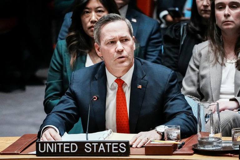 России снова пригрозили санкциями, если не будет прекращения огня