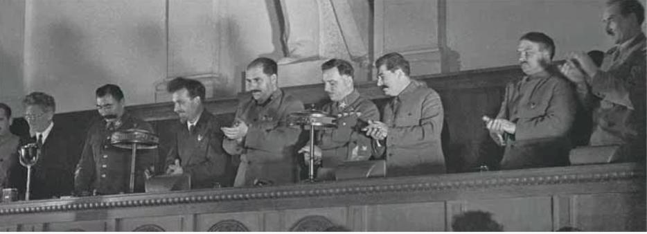 Михаил Онуфриенко: С 25 ноября по 5 декабря 1936 года в Москве проходил Чрезвычайный 8-й Всесоюзный съезд Советов СССР для рассмотрения и утверждения проекта новой Конституции СССР