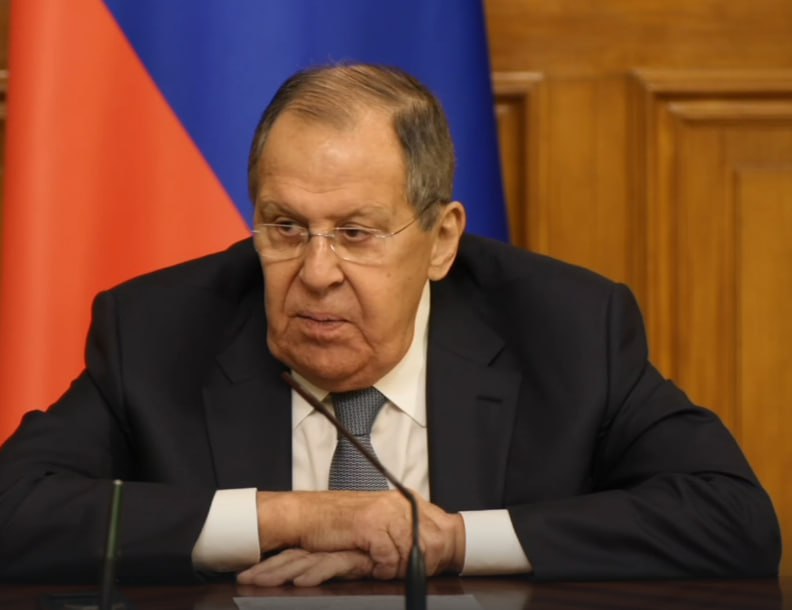 России официально не передавали план Трампа, она получила его по неофициальным каналам, сообщил Лавров