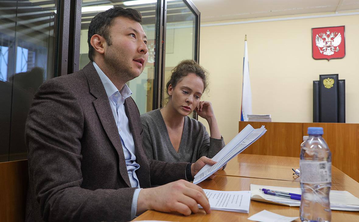 Суд вынес приговор актрисе Аглае Тарасовой — ей назначили 3 года условно и штраф 200 тысяч рублей по делу о контрабанде наркотиков