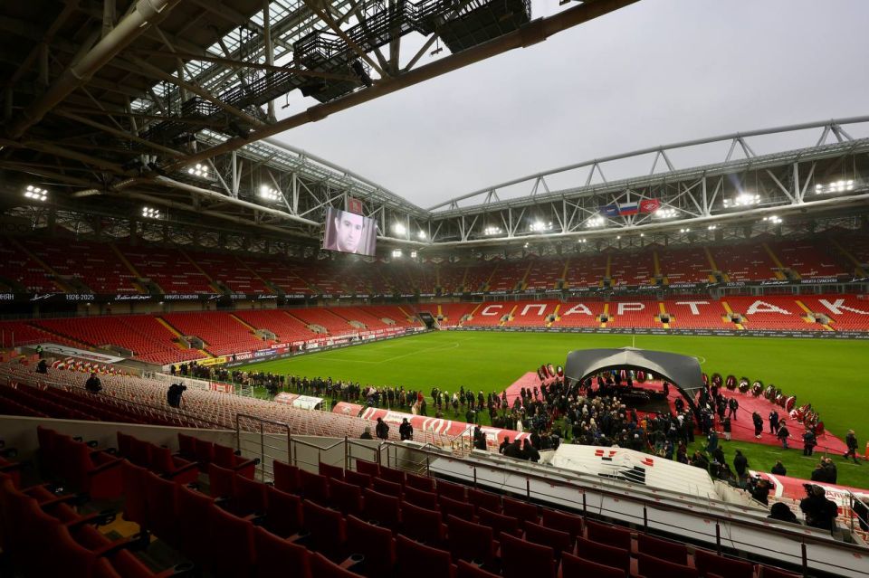 В Москве простились с Никитой Симоняном