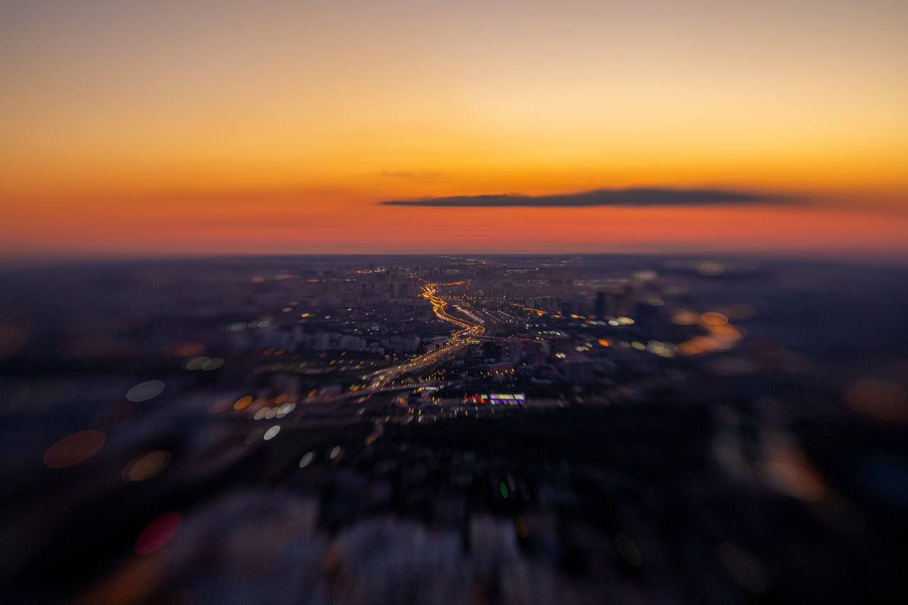 Если к вам приехали друзья из других городов и стран, которые мечтают посмотреть столицу, отправляйтесь с ними на Останкинскую телебашню! Если к вам приехали друзья из других городов и стран, которые мечтают посмотреть столицу, отправляйтесь с ними на Останкинскую телебашню!