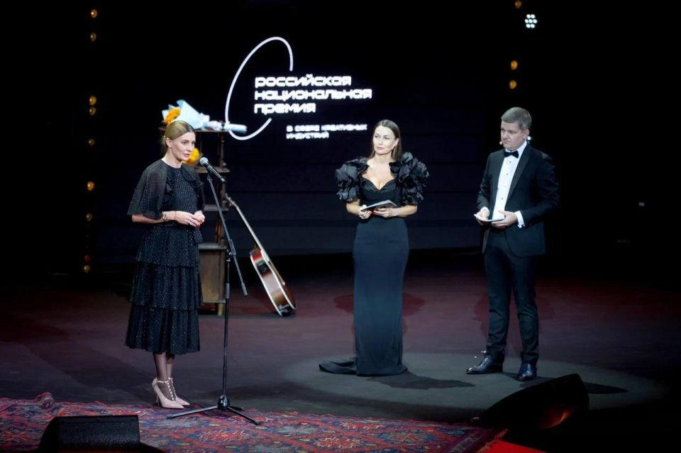 � ������ ���������� ��������� ����������� V ���������� ������������ ������ � ����� ���������� ���������