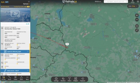        ,     Flightradar24