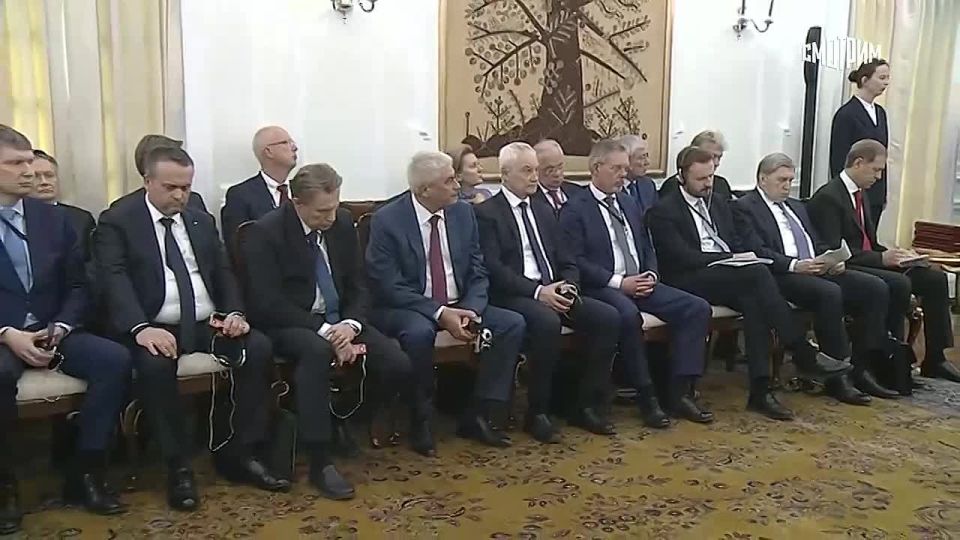 ���������� � ������ ������ � �������������� � ��������� ����������, � ����� �� ������ ������� � ����