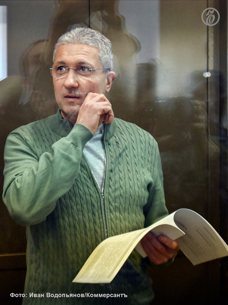 Экс-супруга бывшего замминистра обороны выступила в Пресненском суде Москвы, рассматривающем антикоррупционный иск к Тимуру Иванову