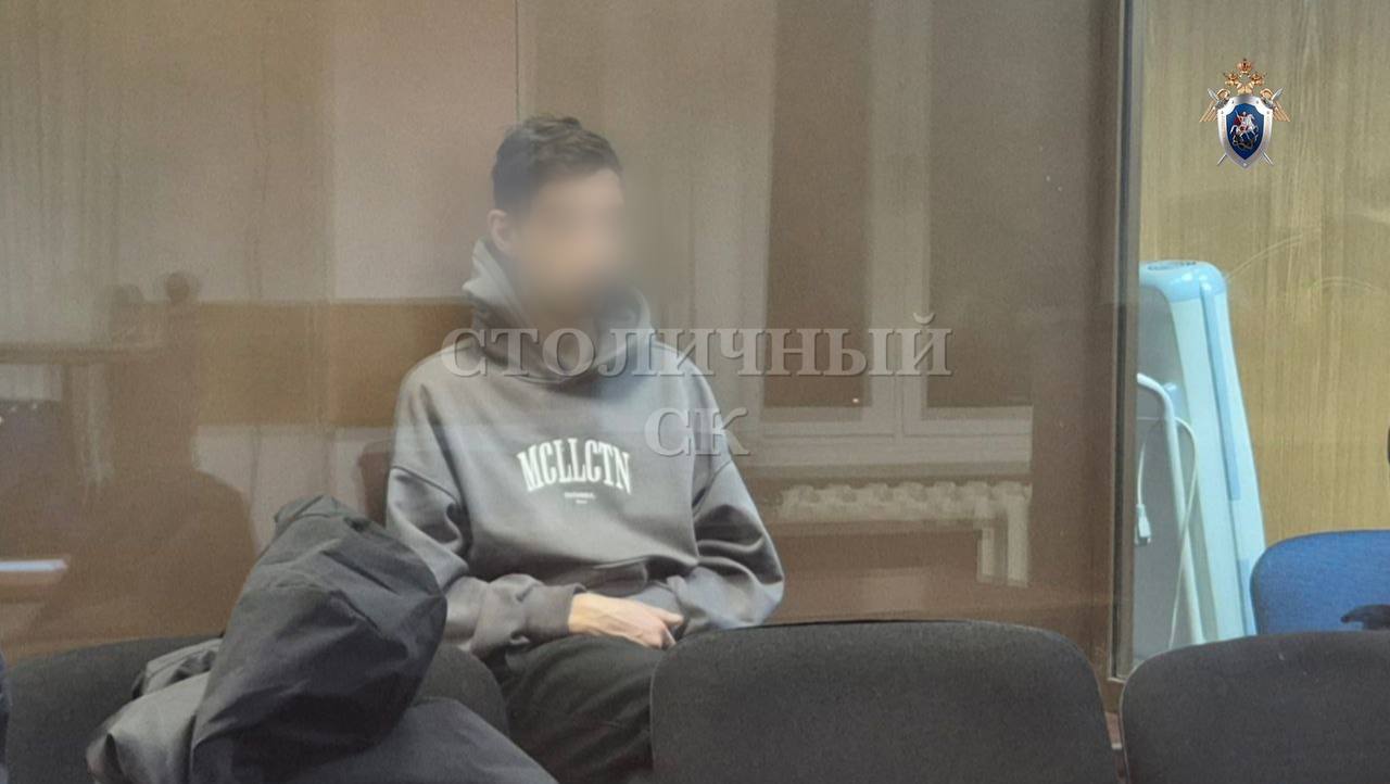 По ходатайству следствия арестованы обвиняемые в убийстве мужчины и покушении на убийство женщины в центре Москвы