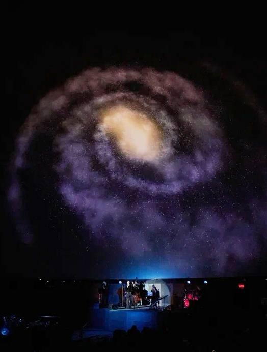 Джаз под тысячами звезд - такого в Москве еще не было! Джаз под тысячами звезд - такого в Москве еще не было!