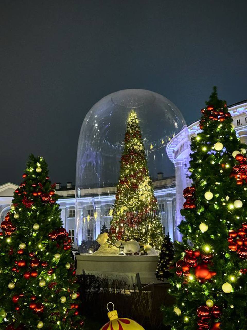 возле НИИ Склифосовского сказочно! возле НИИ Склифосовского сказочно!