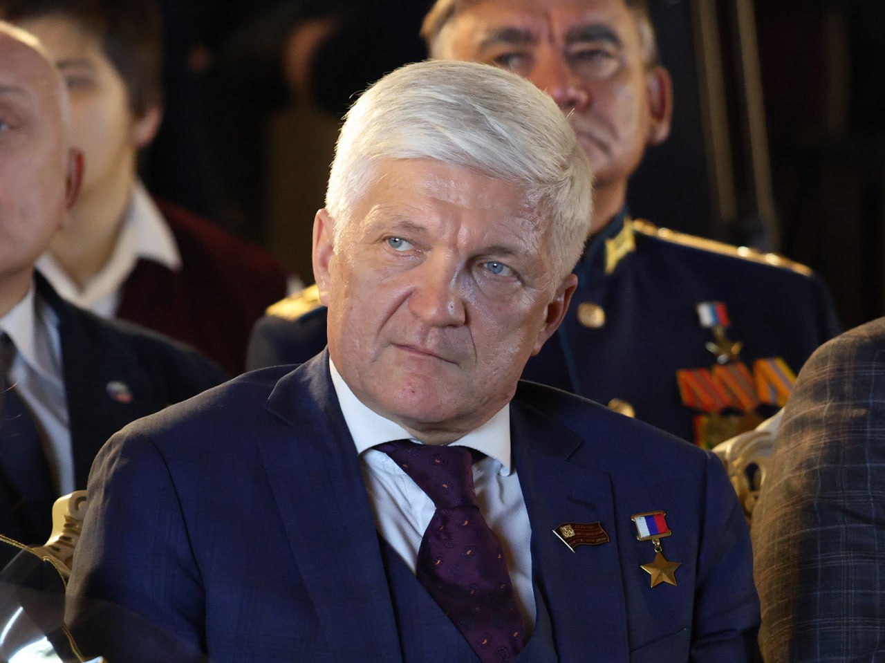 Депутаты Московской городской Думы во главе с ее Председателем Алексеем Валерьевичем Шапошниковым прекрасно понимают, что большую роль в воспитании играют героические примеры прошлых поколений Депутаты Московской городской Думы во главе с ее Председателем Алексеем Валерьевичем Шапошниковым прекрасно понимают, что большую роль в воспитании играют героические примеры прошлых поколений