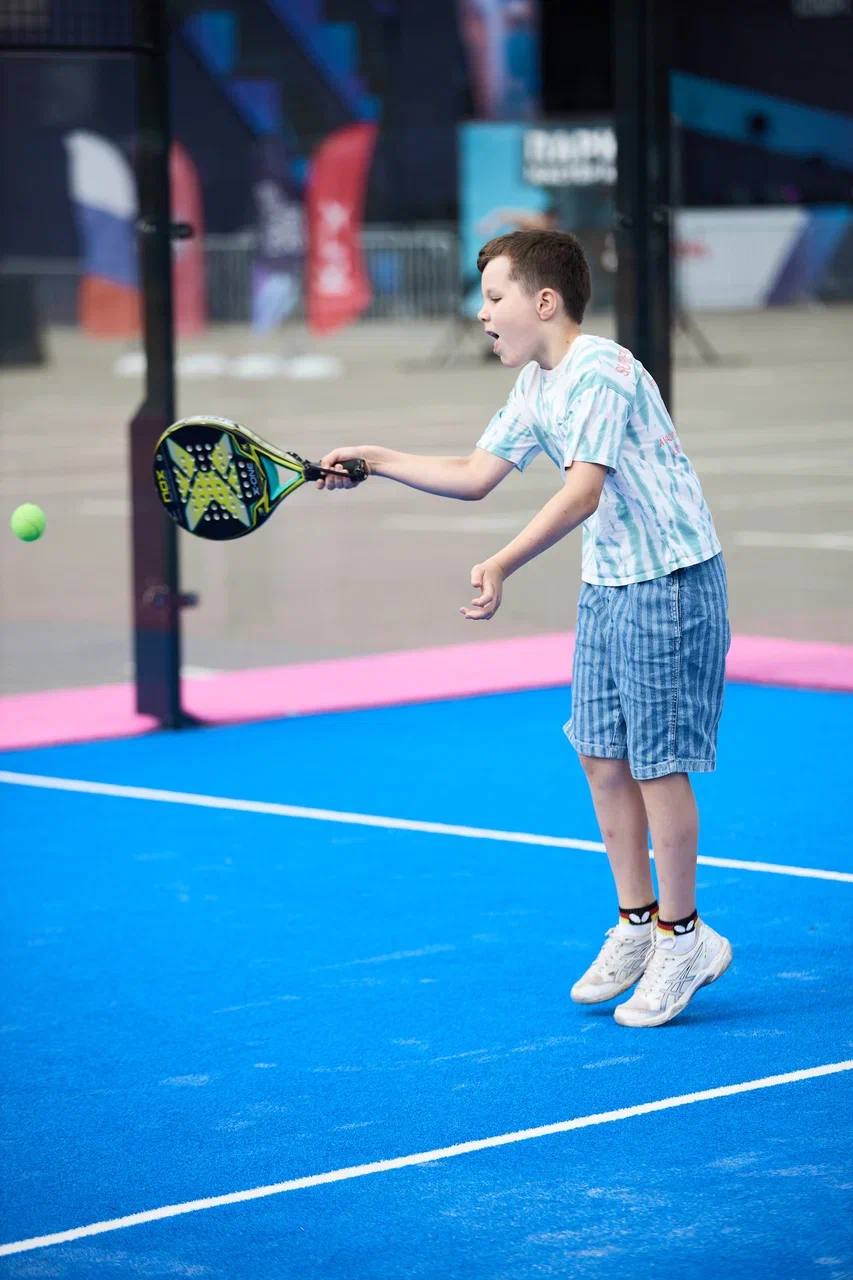 Михаил Дегтярёв: Развитие падела – современного вида спорта, набирающего популярность во всем мире, обсудили с президентом Федерации падела России Алексеем Золотаревым Михаил Дегтярёв: Развитие падела – современного вида спорта, набирающего популярность во всем мире, обсудили с президентом Федерации падела России Алексеем Золотаревым