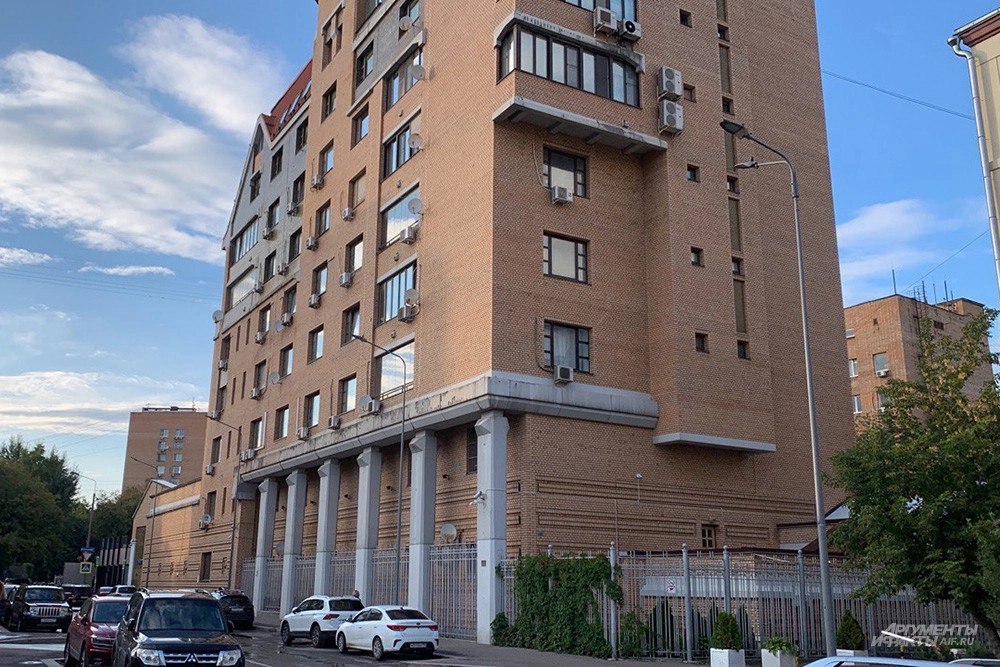 Роскошь и китч. Смотрите, что за квартиру купила Лурье у Долиной за 112 млн Роскошь и китч. Смотрите, что за квартиру купила Лурье у Долиной за 112 млн