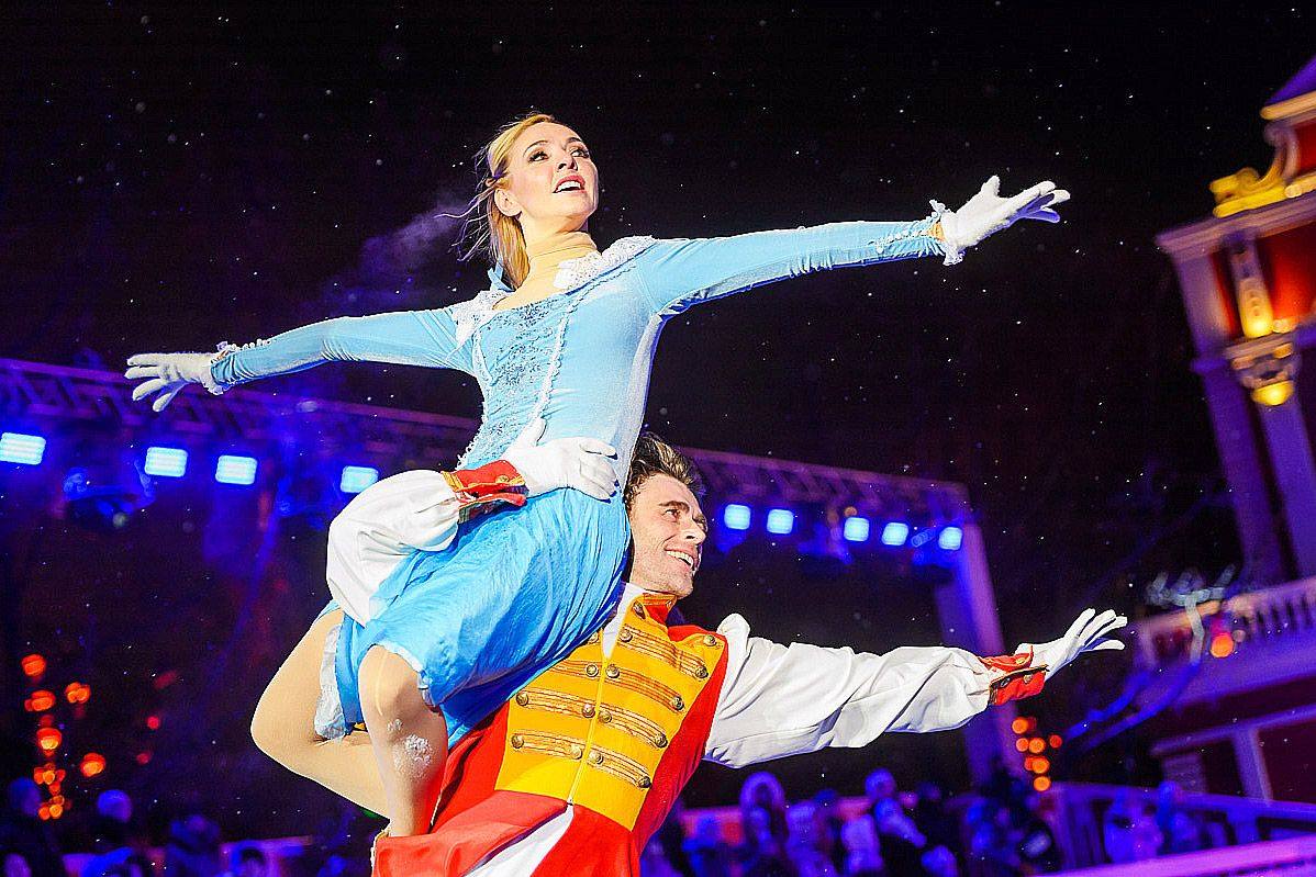 В декабре в Москве пройдут ледовые шоу известных фигуристов В декабре в Москве пройдут ледовые шоу известных фигуристов