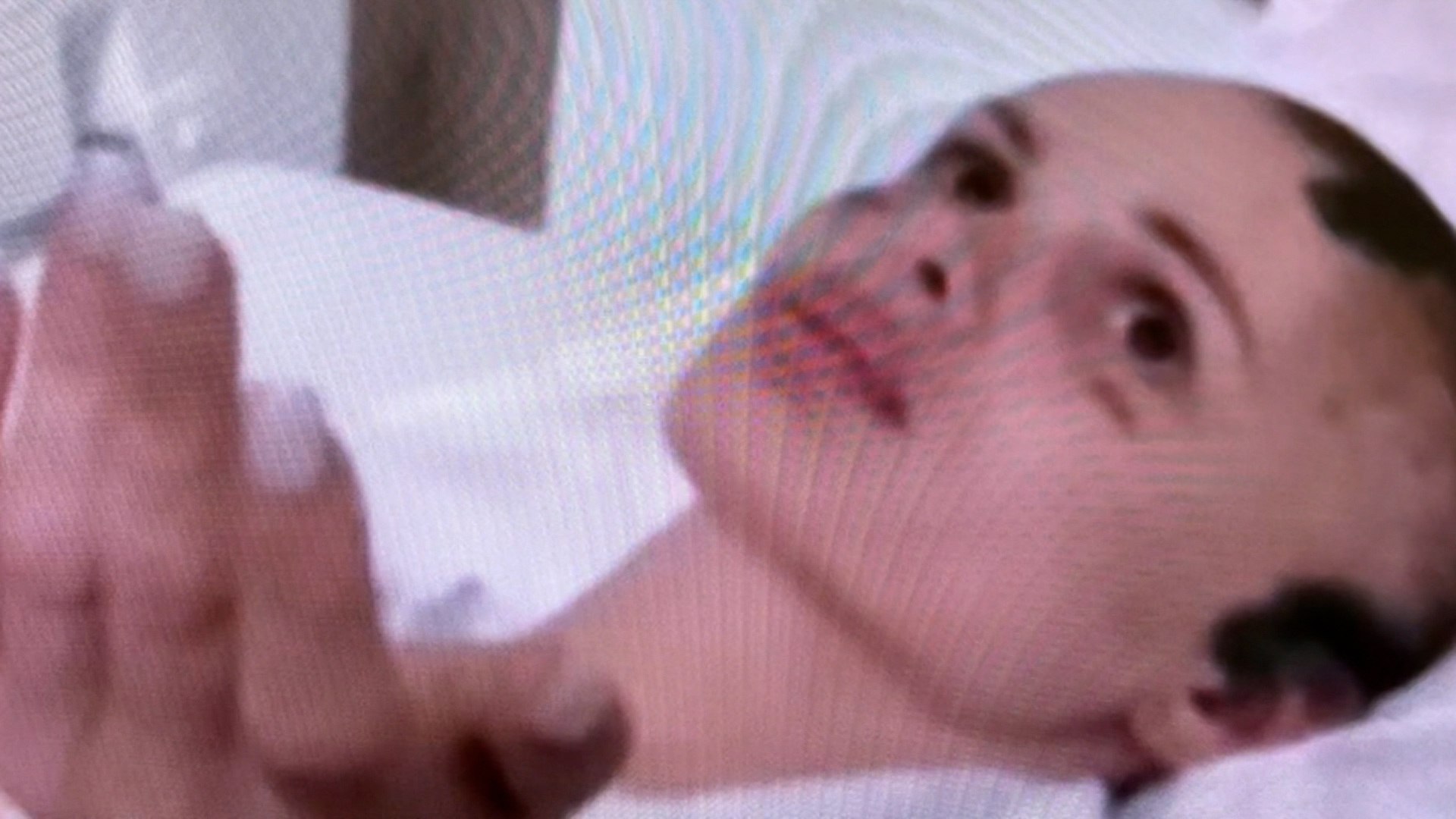 В Москве следователи ищут изверга, который жестоко избил фотомодель