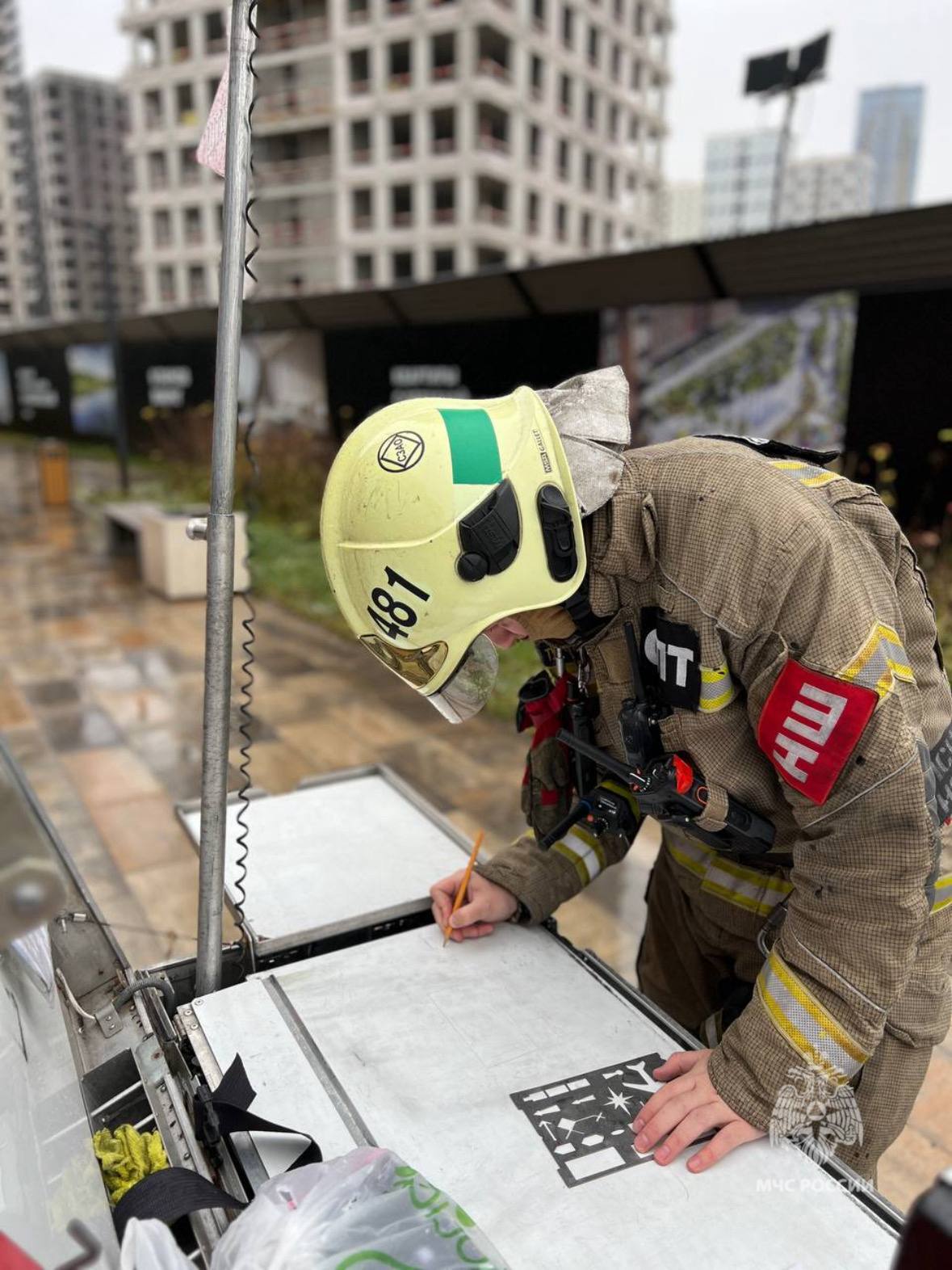 #БудниМЧС. На территории спортивного комплекса «Чкалов Арена» в Северо-Западном округе Москвы прошли пожарно-тактические учения
