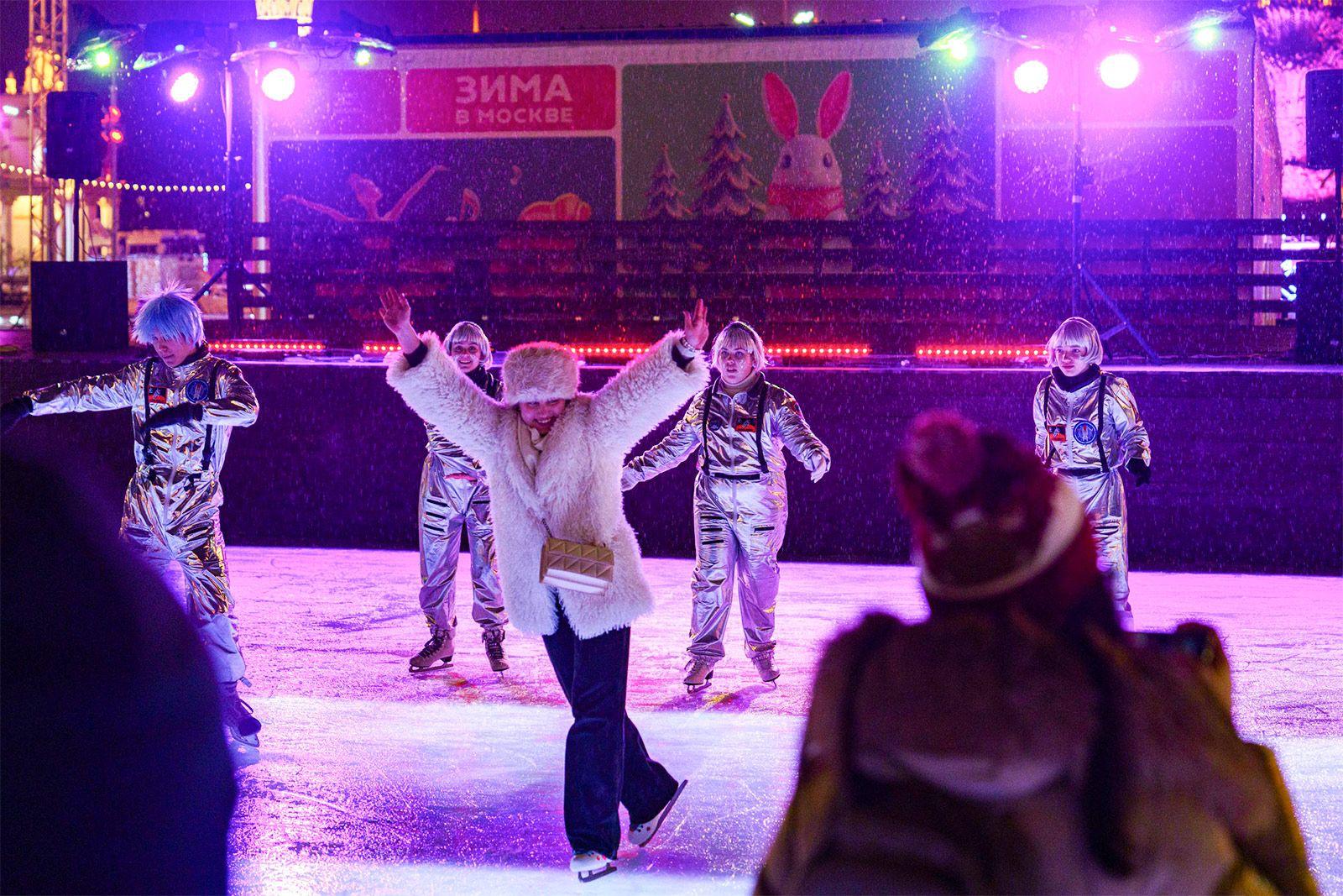 Приглашаем на цикл мероприятий «Музыка в подарок» на катке ВДНХ Приглашаем на цикл мероприятий «Музыка в подарок» на катке ВДНХ