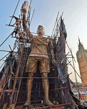 ����� ������� 20-�� �������� ������ ������ ���� � ��������� ���������