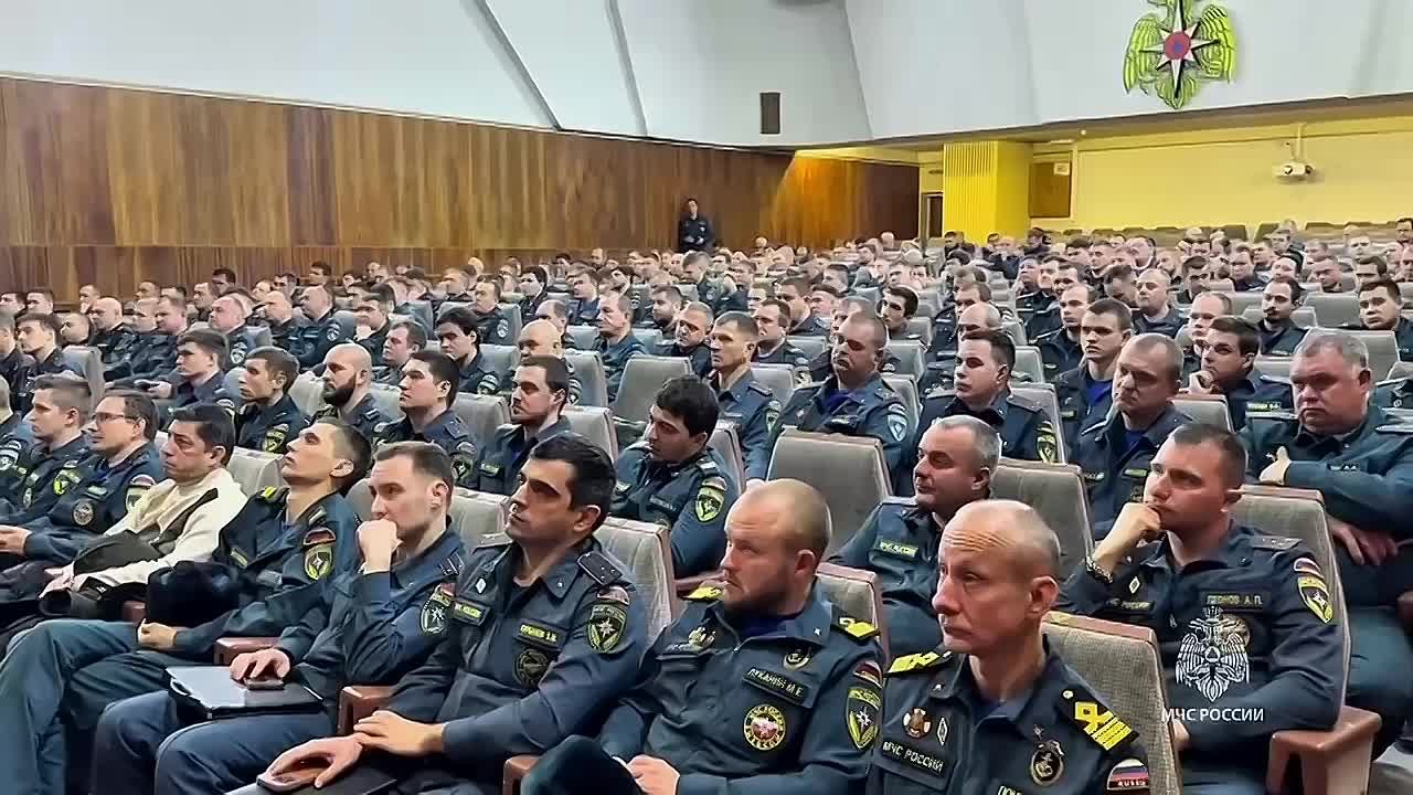 В столичном Главке МЧС России прошли занятия по профилактике дорожно-транспортных происшествий