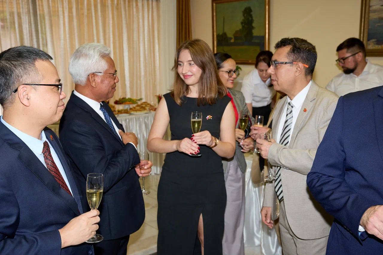 Об открытии Галереи послов СССР и России в Анголе Об открытии Галереи послов СССР и России в Анголе