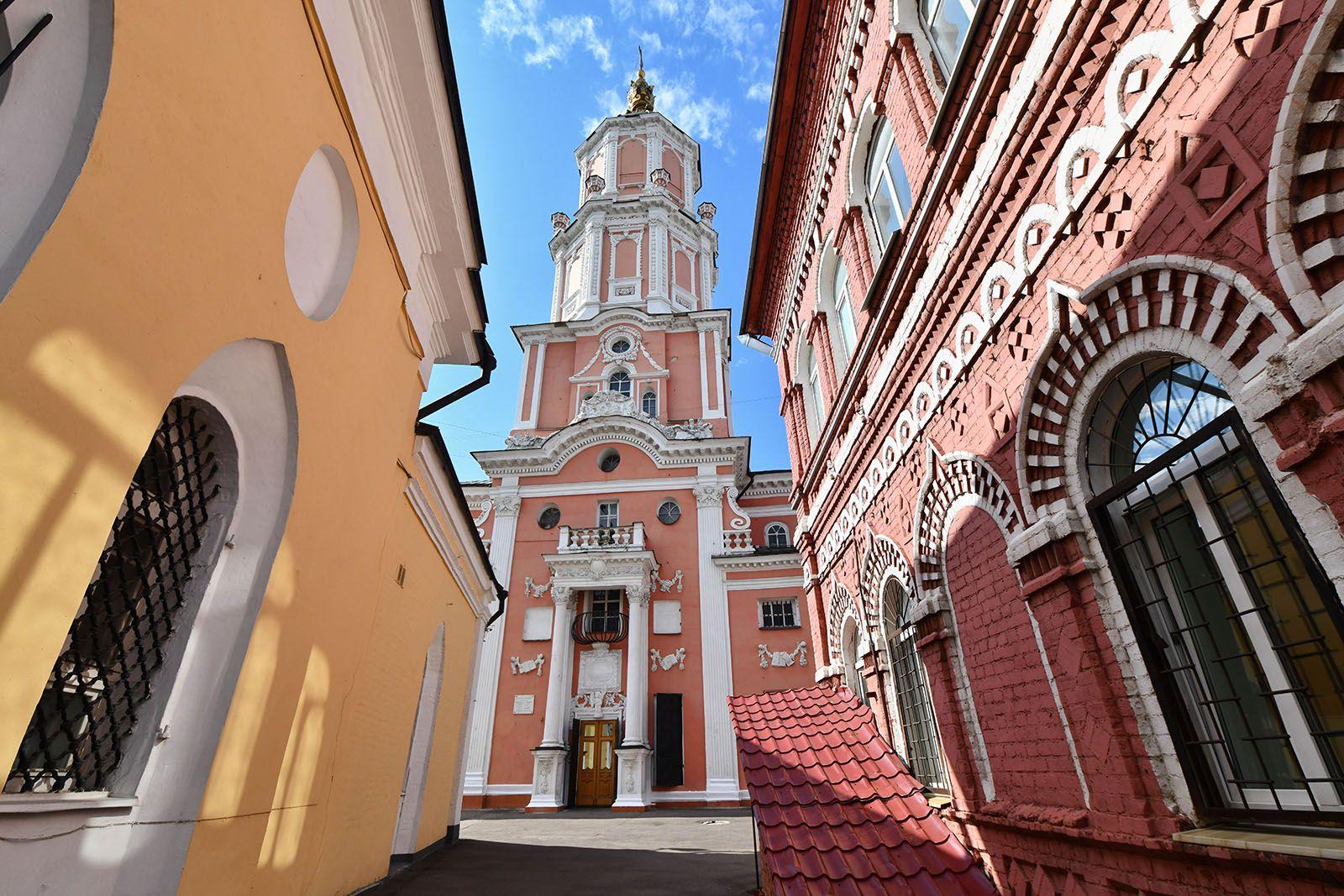 Проверьте свои знания об архитектуре столицы в новом выпуске «Большой викторины»