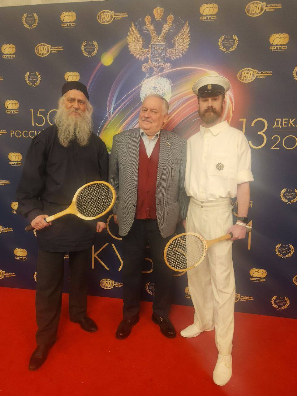 «После боя сердце просит музыки вдвойне» «После боя сердце просит музыки вдвойне»