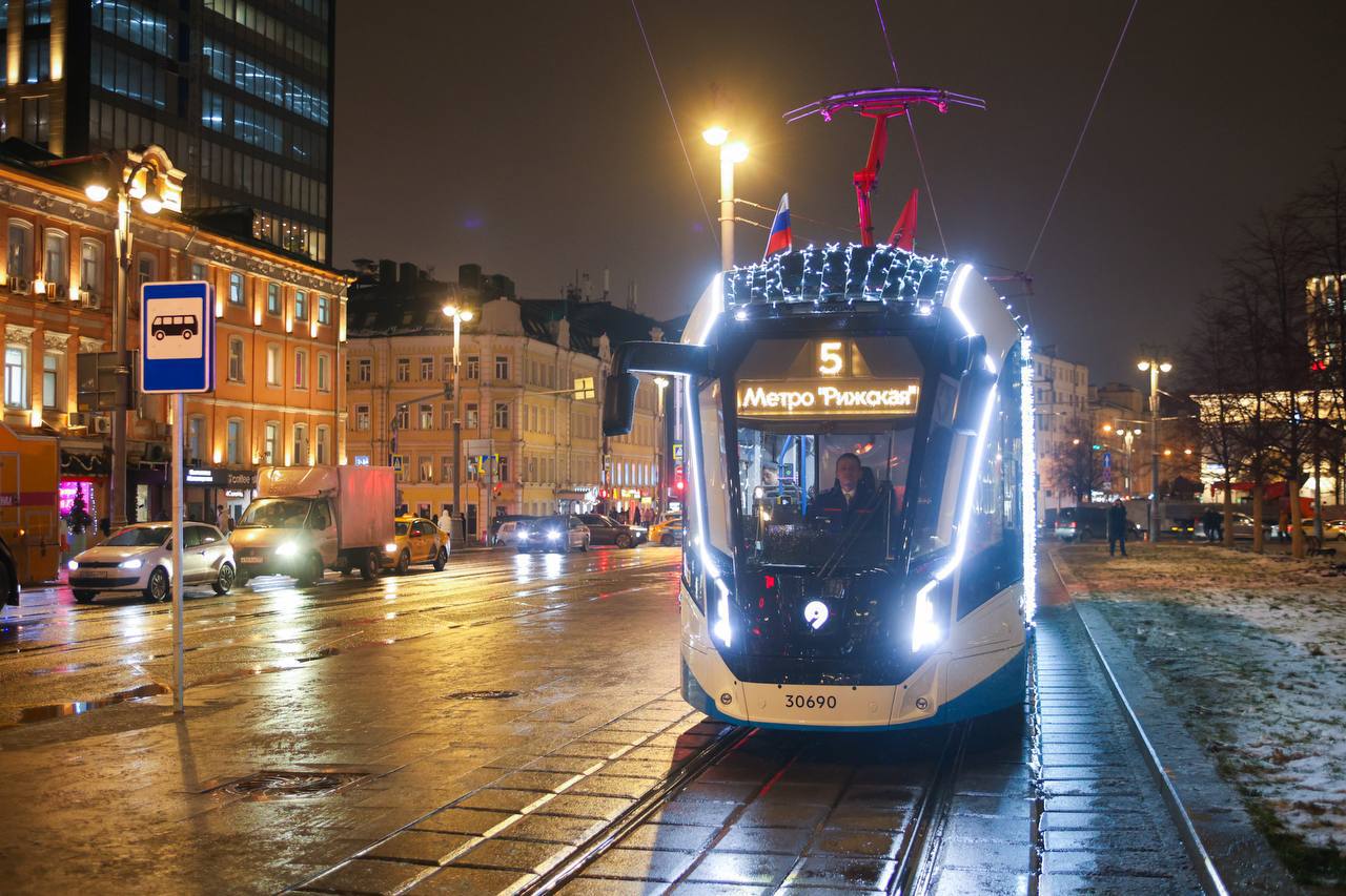 Трамвай №5 снова в деле!. Спустя 30 лет по Трифоновской улице между Белорусским вокзалом и метро «Рижская» снова курсируют трамваи Трамвай №5 снова в деле!. Спустя 30 лет по Трифоновской улице между Белорусским вокзалом и метро «Рижская» снова курсируют трамваи
