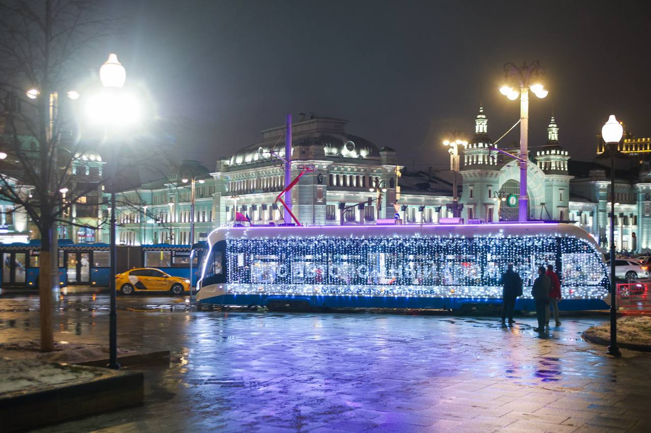 Трамвай №5 снова в деле!. Спустя 30 лет по Трифоновской улице между Белорусским вокзалом и метро «Рижская» снова курсируют трамваи Трамвай №5 снова в деле!. Спустя 30 лет по Трифоновской улице между Белорусским вокзалом и метро «Рижская» снова курсируют трамваи