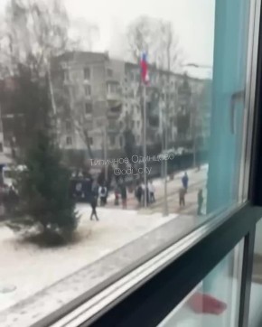 Кадры из Успенской ШОС, где школьник устроил поножовщину