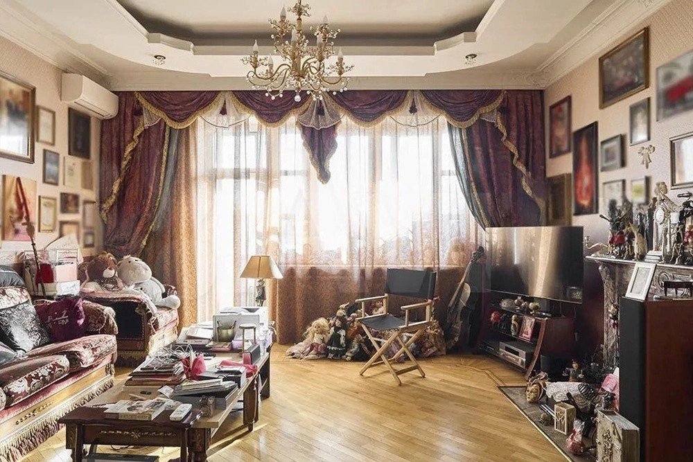 Теперь Лурье выпишет и выселит Долину из квартиры Теперь Лурье выпишет и выселит Долину из квартиры