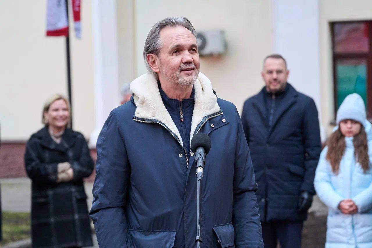 Ольга Любимова: Приняла участие в открытии памятника создателям романа и фильма «Семнадцать мгновений весны» Ольга Любимова: Приняла участие в открытии памятника создателям романа и фильма «Семнадцать мгновений весны»