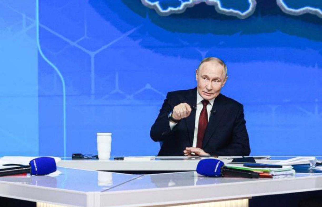 Владимир Путин поднял тему телефонных мошенников: