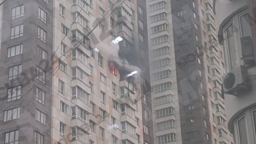 Крупный пожар на 15-м этаже многоэтажки: горит квартира на Первомайской улице в Измайлово