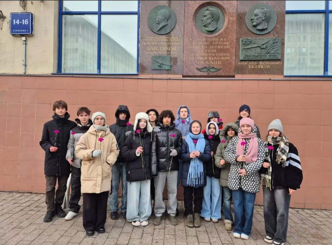 Эдуард Басурин: #МЫПОМНИМ. Память – это не просто хранилище прошлого, это фундамент нашего будущего Эдуард Басурин: #МЫПОМНИМ. Память – это не просто хранилище прошлого, это фундамент нашего будущего