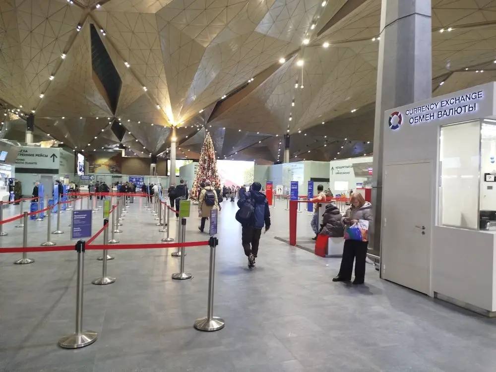 Ространснадзор контролирует ситуацию с задержками рейсов в Пулково Ространснадзор контролирует ситуацию с задержками рейсов в Пулково