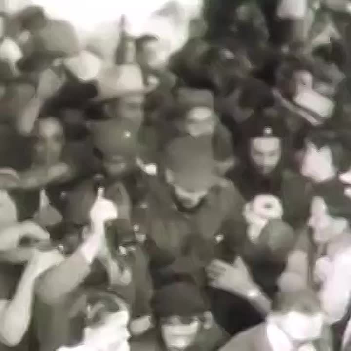 "1 января мы завоевали только право начать!" – скажет Фидель Кастро, под командованием которого революционные войска вошли в Гавану