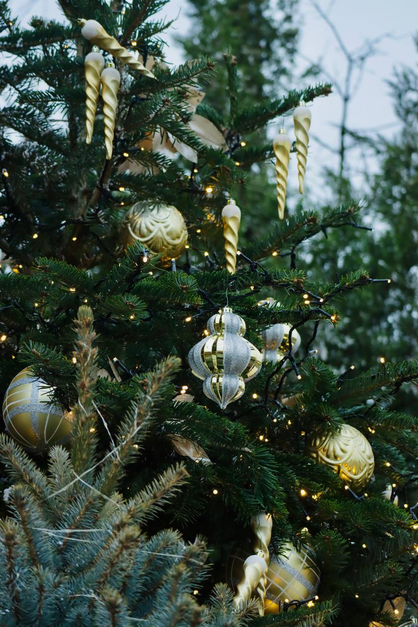 В Москве — парад новогодних декораций В Москве — парад новогодних декораций